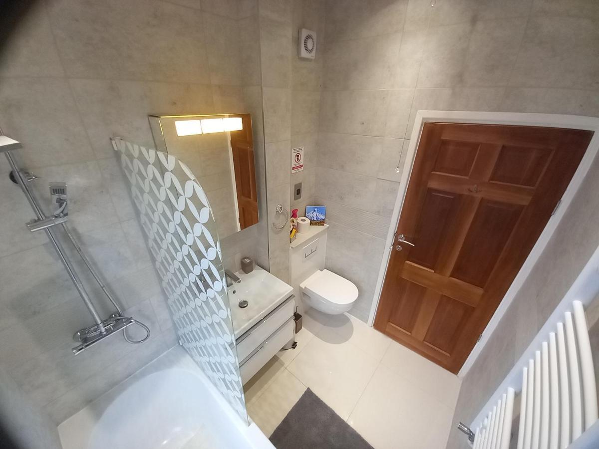 Luxury Holiday Home, Near Beach Southend-on-Sea Exterior photo
